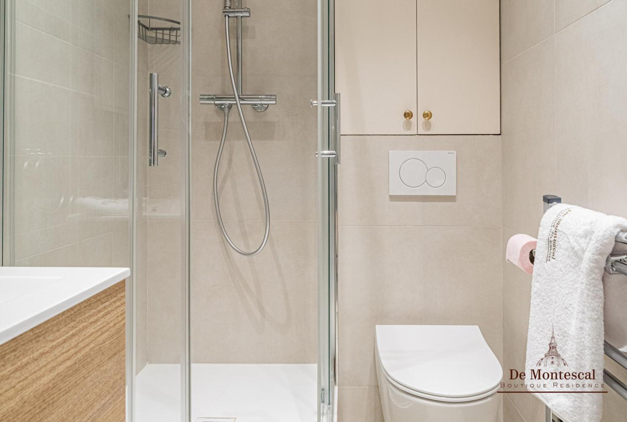 De Montescal- Montparnasse Central With Ac 11 To 14M2 Studio In A Prime Location Paris Exterior foto
